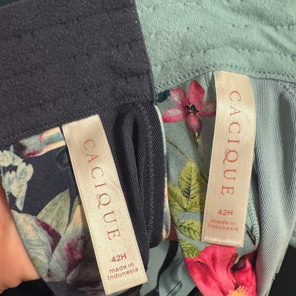 NEW Lot of 4 Cacique Lane Bryant floral bras balconette and full coverage - Picture 4 of 7